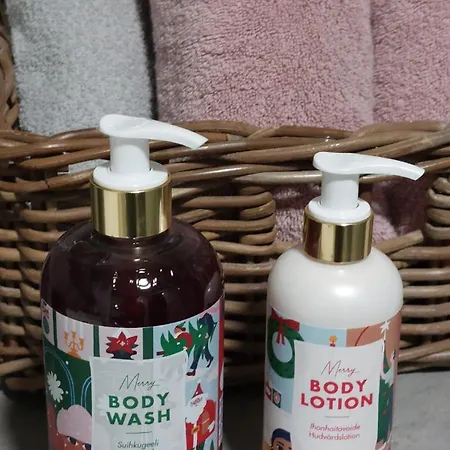 Nordic Style Home, 80m2, 2 Bedroom, Wi-fi, Sauna, Free Parking 公寓