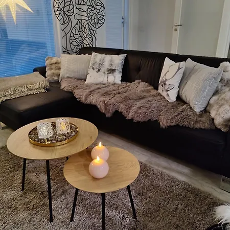 Nordic Style Home, 80m2, 2 Bedroom, Wi-fi, Sauna, Free Parking *