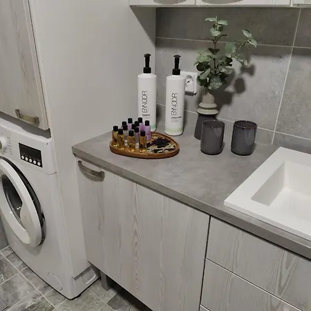 Nordic Style Home, 80m2, 2 Bedroom, Wi-fi, Sauna, Free Parking * 罗瓦涅米