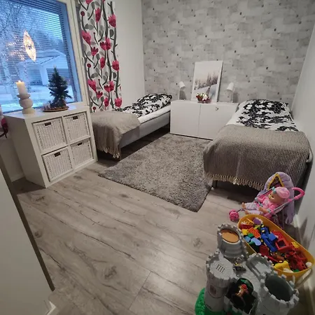 Nordic Style Home, 80m2, 2 Bedroom, Wi-fi, Sauna, Free Parking Apartmán