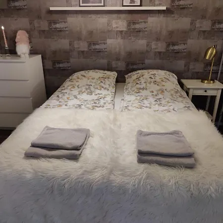 Apartmán Nordic Style Home, 80m2, 2 Bedroom, Wi-fi, Sauna, Free Parking Rovaniemi