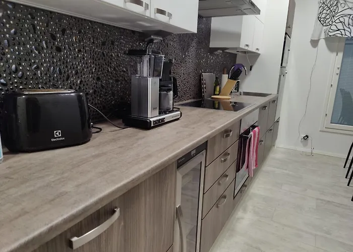 Nordic Style Home, 80m2, 2 Bedroom, Wi-fi, Sauna, Free Parking Διαμέρισμα *