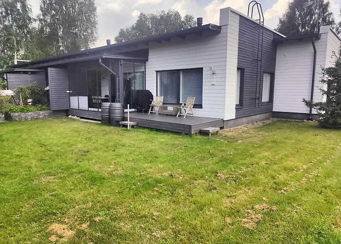 Nordic Style Home, 80m2, 2 Bedroom, Wi-fi, Sauna, Free Parking